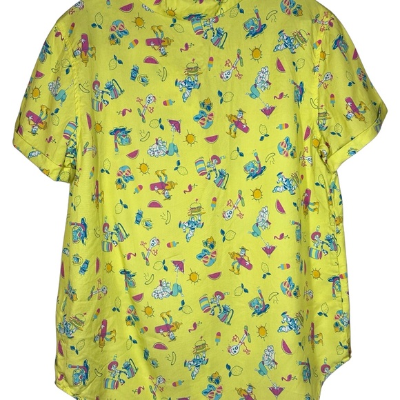 NWOT Disneyland Toy Story Summer Splash Collared Button Shirt - Picture 2 of 2